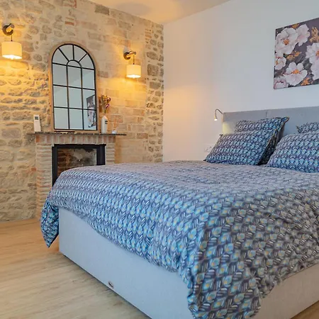 Les Du Chateau Semesterbostad *