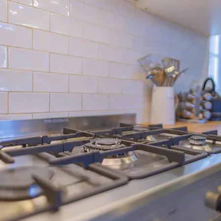 Les Du Chateau * Bouhet