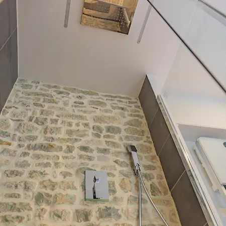 Сasa de vacaciones Les Du Chateau *