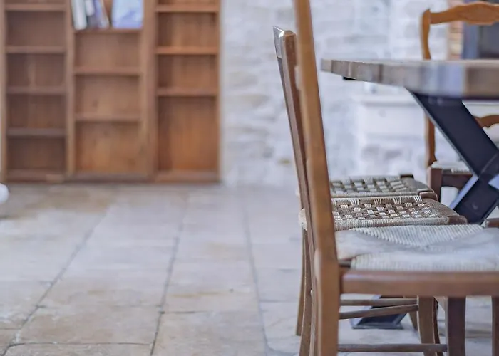 Les Du Chateau Bouhet